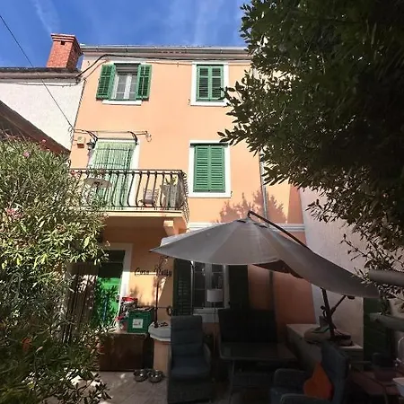 Guest house Casa Palfy *