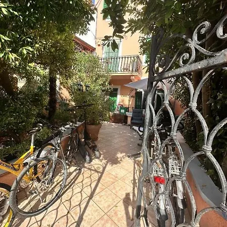 Gasthuis Casa Palfy *