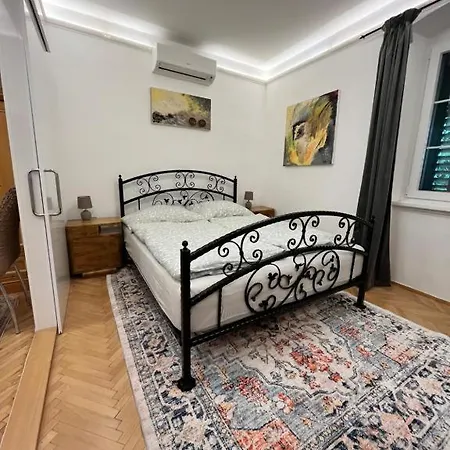 Casa Palfy Guest house *