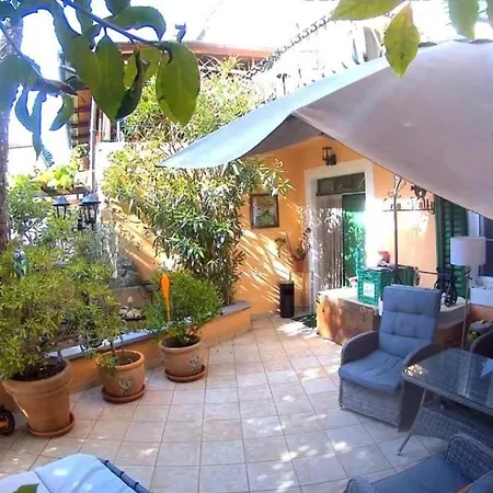 Konukevi Casa Palfy *