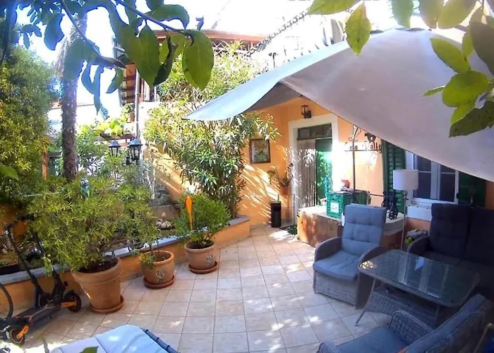 Vendégház Casa Palfy *